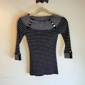 White House Black Market Womens Black and White Striped Sweater Sz XS